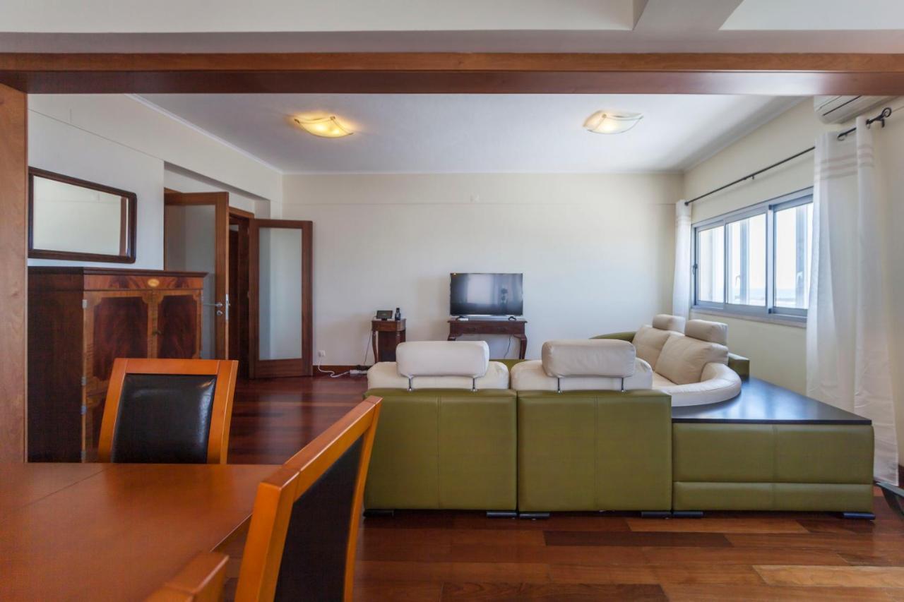 Deluxe Marina Apartment Понта-Делгада Экстерьер фото