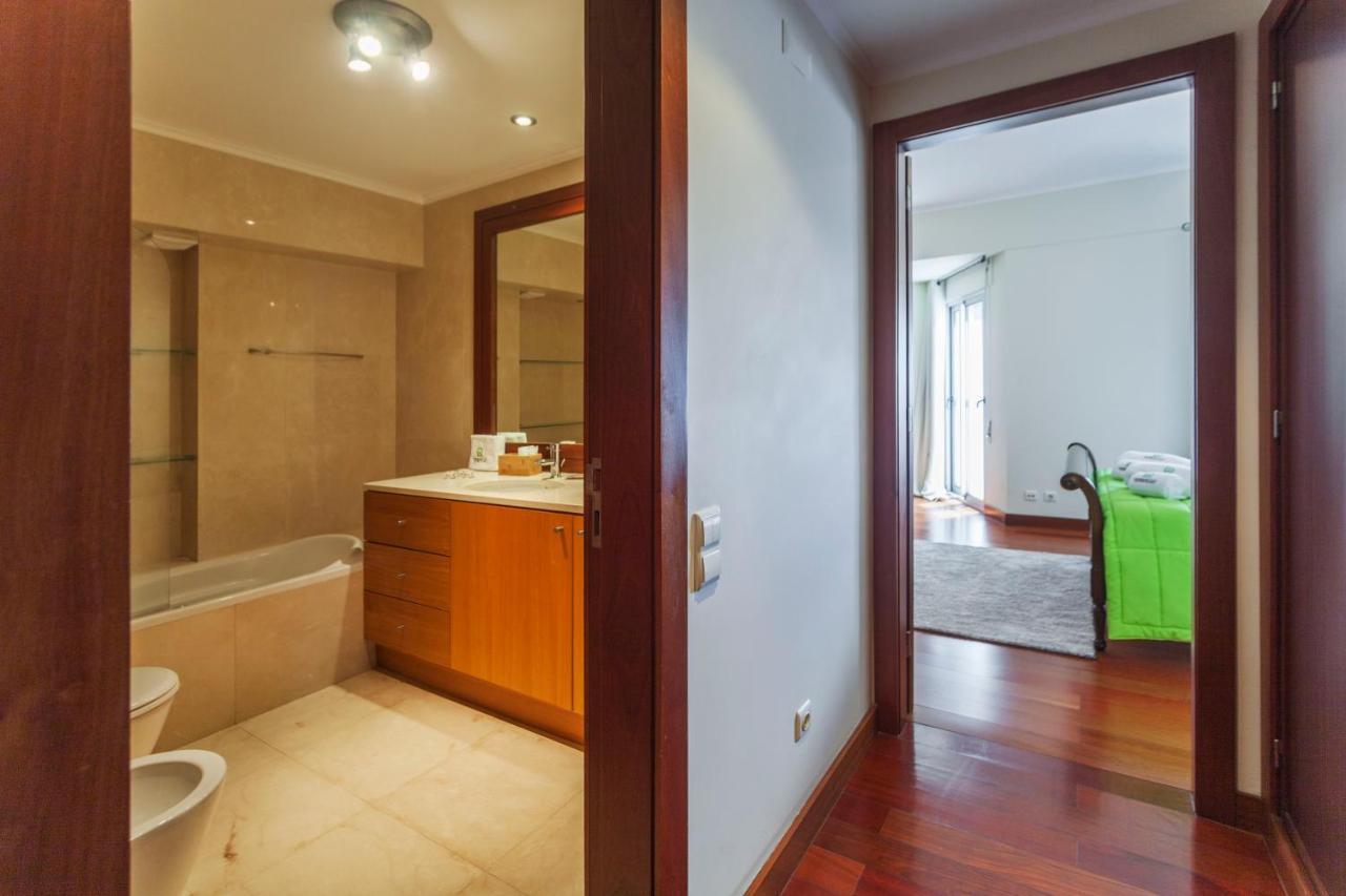 Deluxe Marina Apartment Понта-Делгада Экстерьер фото
